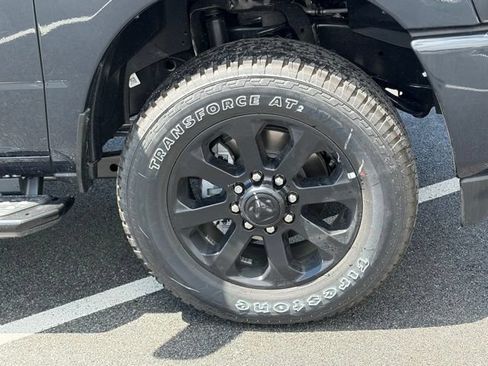 New 2026 RAM 2500 Laramie AWD/4WD image 11