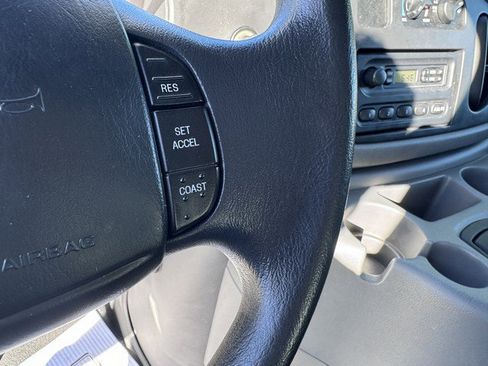 Used 2002 Ford E-250 and Econoline 250 image 21