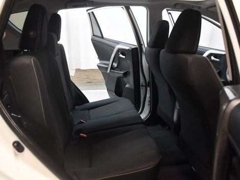 Used 2017 Toyota RAV4 XLE FWD image 37