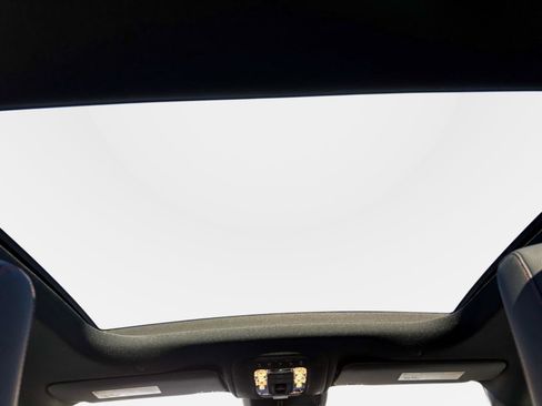 Certified 2024 Mercedes-Benz CLA 250 4MATIC image 16