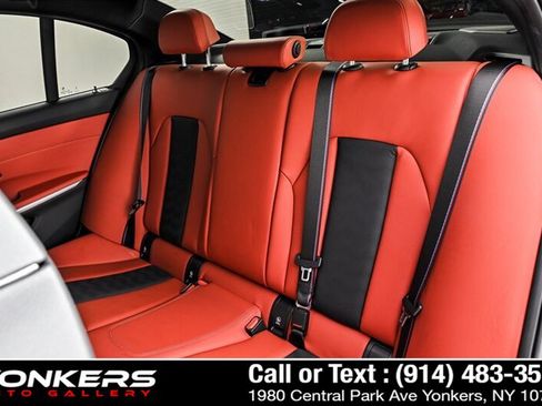 Used 2023 BMW M3 Competition w/ M Carbon Exterior Package AWD/4WD image 16