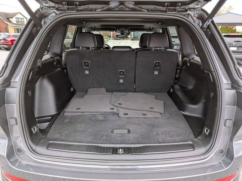 Used 2023 Jeep Grand Cherokee Altitude image 24