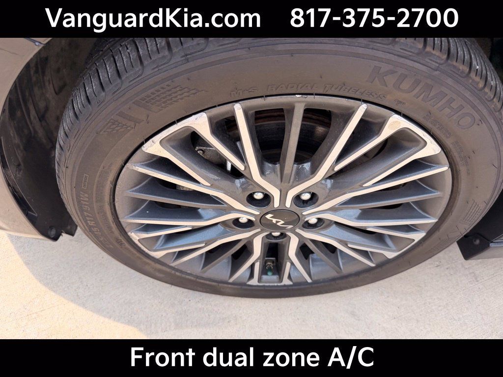 Certified 2024 Kia Forte GT-Line w/ GT-Line Premium Package FWD image 9