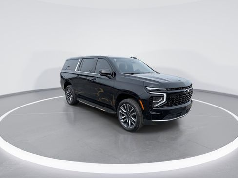 New 2026 Chevrolet Suburban LS w/ LS Custom Edition AWD/4WD image 2