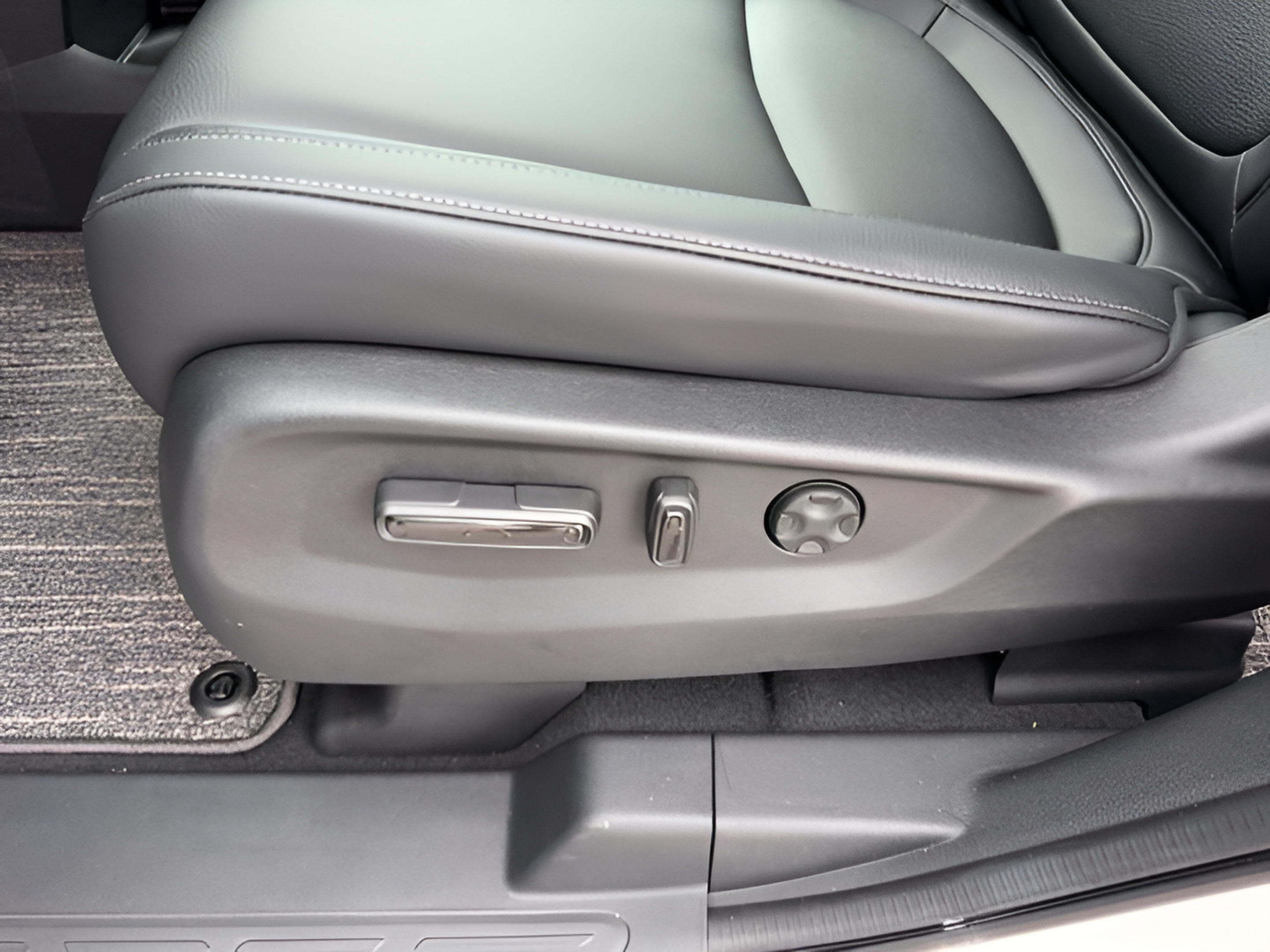 New 2027 Honda Odyssey EX-L image 21