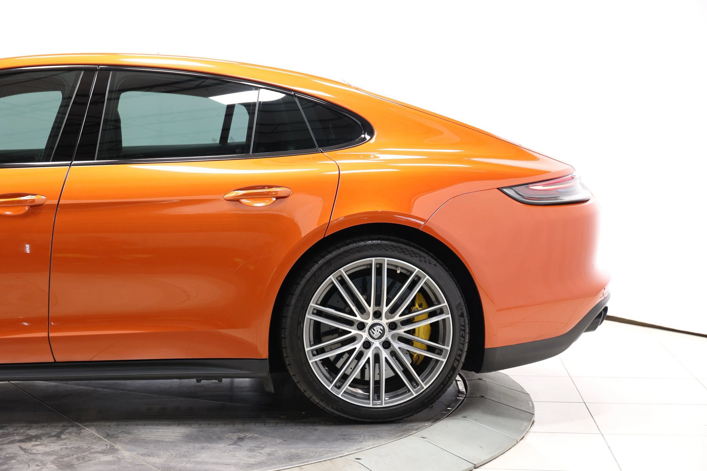Used 2021 Porsche Panamera Turbo S w/ Premium Package AWD/4WD image 10