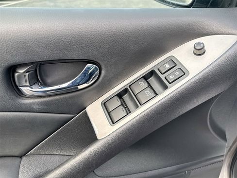 Used 2012 Nissan Murano SL w/ Navigation Pkg image 22