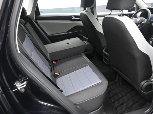 New 2026 Volkswagen Taos S FWD image 23