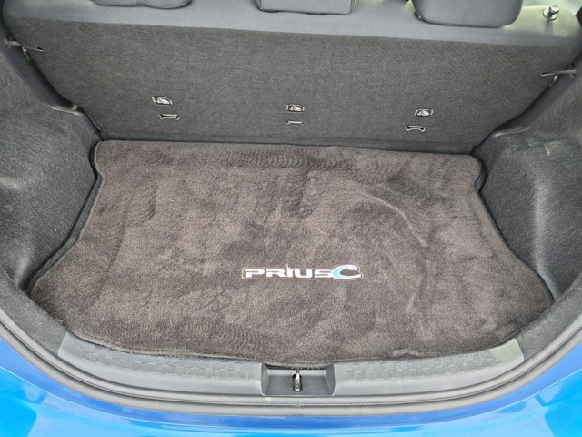 Used 2014 Toyota Prius C One FWD image 6