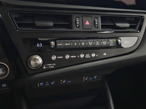 Used 2025 Lexus ES 350 w/ Premium Package FWD image 28