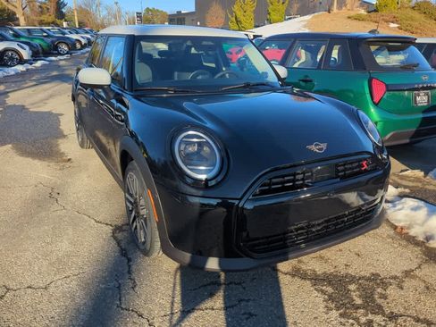 Used 2025 MINI Cooper S image 4