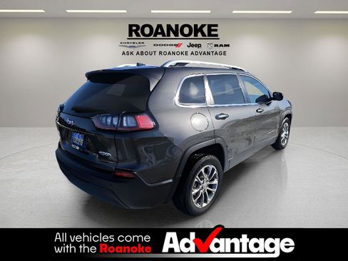 Used 2020 Jeep Cherokee Latitude Plus image 8