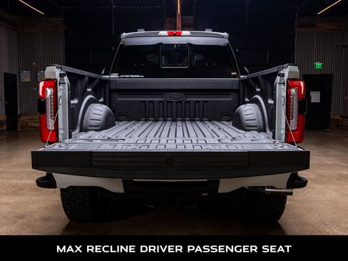 Used 2026 Ford F250 Platinum AWD/4WD image 9