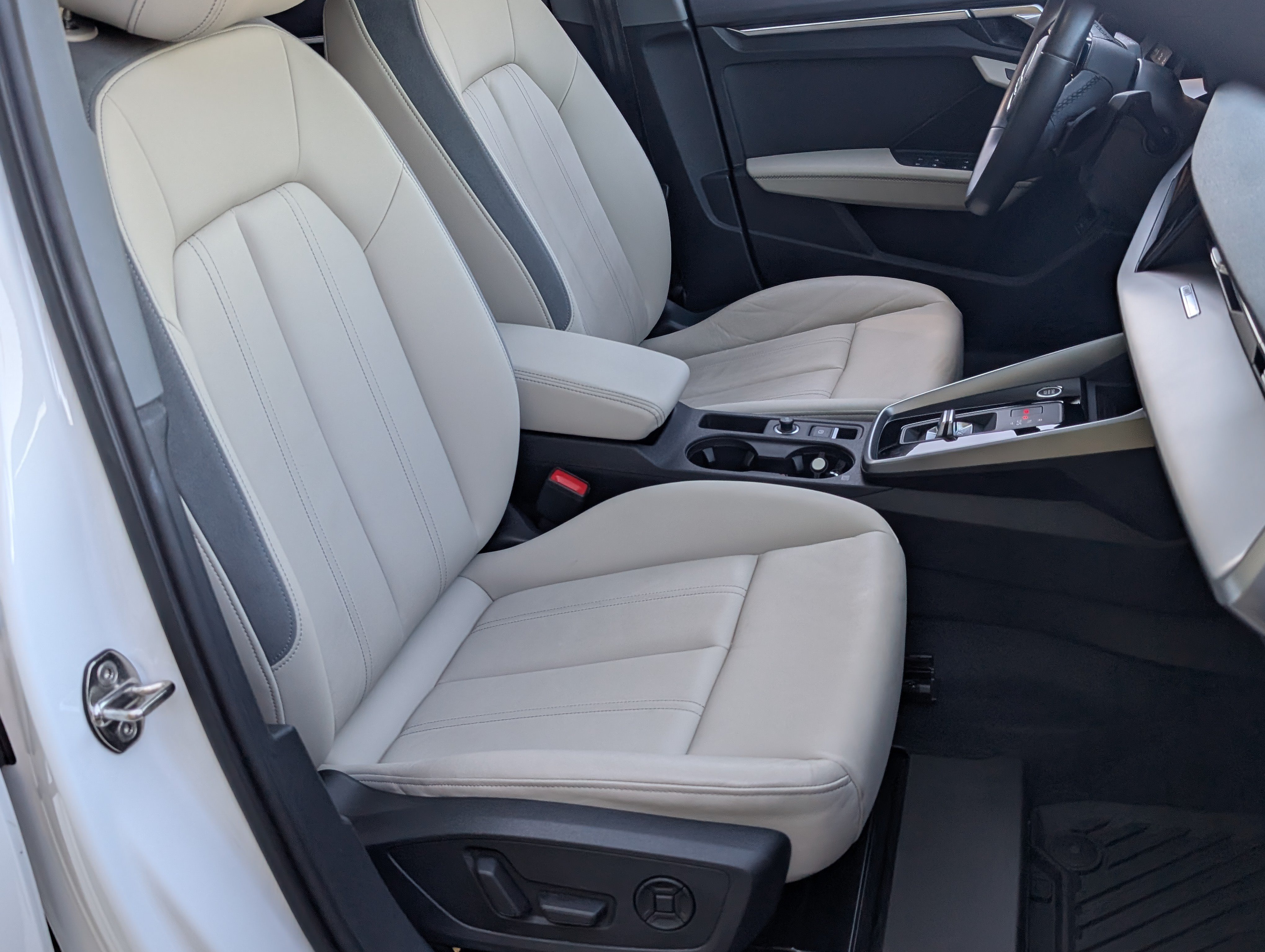 Used 2023 Audi A3 2.0T Premium w/ Convenience Package FWD image 22