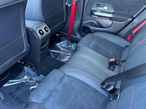 New 2026 Mercedes-Benz GLA 35 AMG 4MATIC image 22
