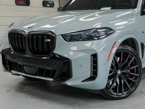 Used 2025 BMW X5 M60i AWD/4WD image 36