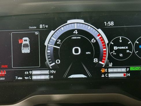 New 2026 Toyota Tundra Limited AWD/4WD image 12