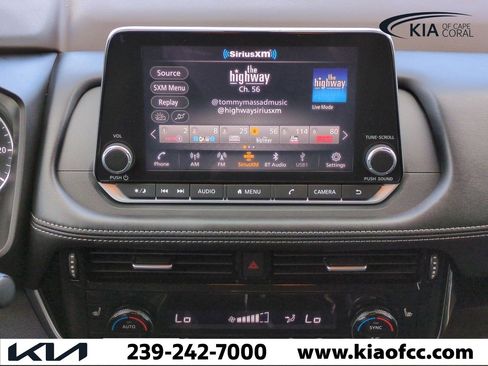 Used 2023 Nissan Rogue SL image 17