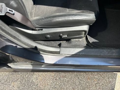 Used 2022 Dodge Charger R/T w/ Plus Group RWD image 4