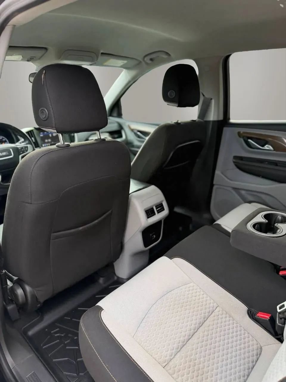 Used 2018 GMC Terrain SLE FWD image 5