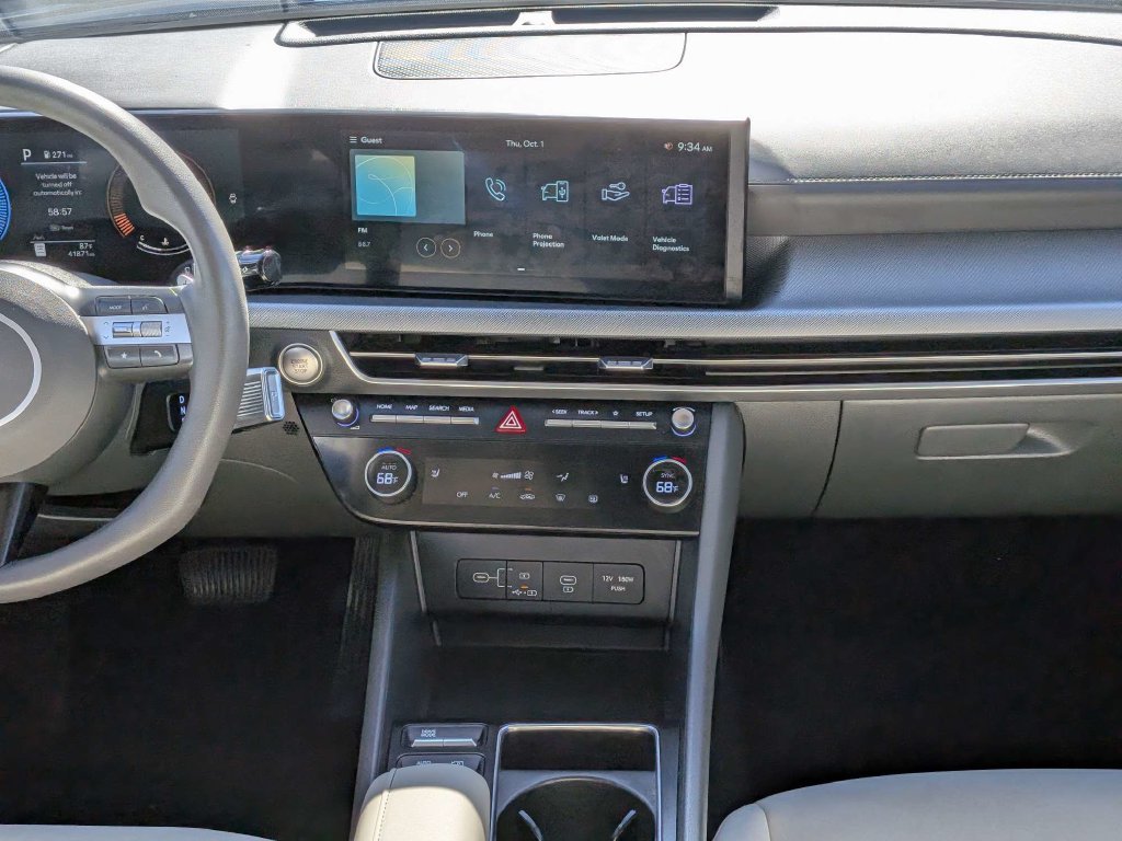 Used 2025 Hyundai Sonata SEL FWD image 16