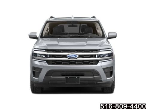 Used 2023 Ford Expedition XLT AWD/4WD image 5