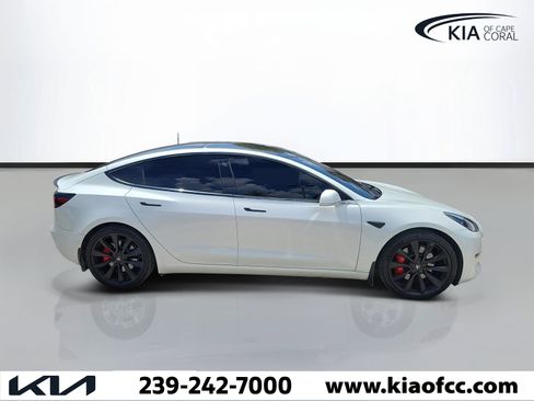 Used 2020 Tesla Model 3 Performance AWD/4WD image 4
