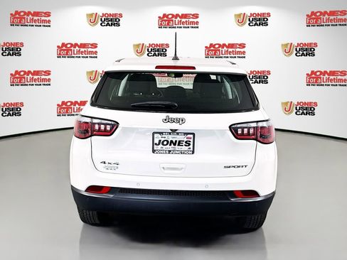 Used 2019 Jeep Compass Sport w/ Tech Group AWD/4WD image 14
