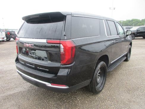 New 2026 GMC Yukon XL Elevation w/ Elevation Premium Package AWD/4WD image 4