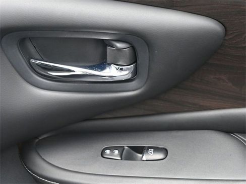 Used 2020 Nissan Murano Platinum image 37