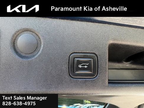 Used 2020 Chevrolet Equinox Premier FWD image 28