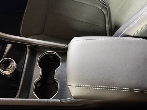 New 2025 Jeep Grand Cherokee Altitude image 23