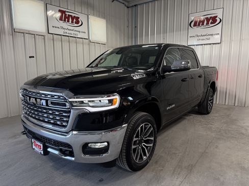Used 2025 RAM 1500 Limited AWD/4WD image 15