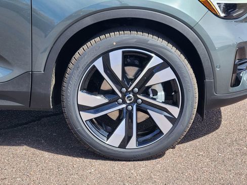 New 2026 Volvo XC40 B5 Ultra w/ Climate Package AWD/4WD image 30
