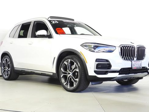 Certified 2023 BMW X5 sDrive40i w/ Parking Assistance Package RWD image 4