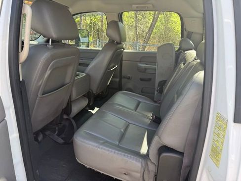 Used 2013 Chevrolet Silverado 3500 W/T image 8