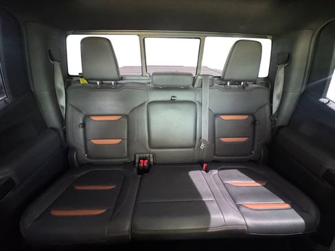 Used 2021 GMC Sierra 1500 AT4 w/ AT4 Value Package AWD/4WD image 18