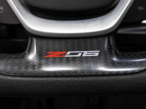 Used 2015 Chevrolet Corvette Z06 w/ 3LZ Preferred Equipment Group image 58