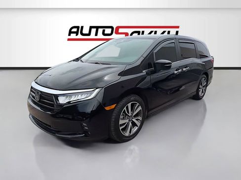 Used 2023 Honda Odyssey Touring image 3