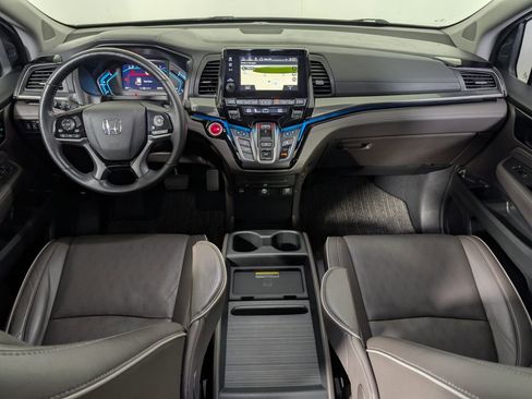 Used 2022 Honda Odyssey Elite image 14