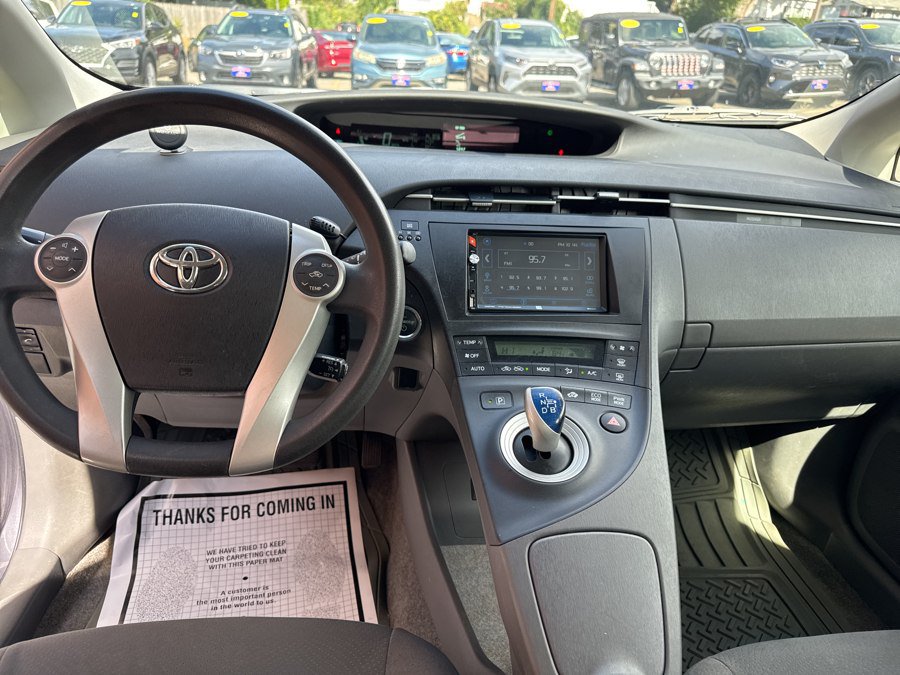 Used 2011 Toyota Prius Two FWD image 19