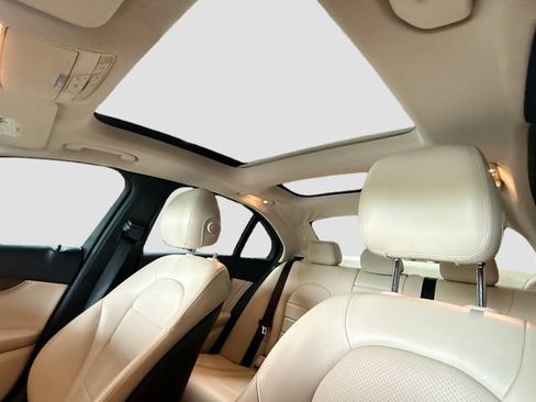 Used 2015 Mercedes-Benz C 300 4MATIC Sedan image 22