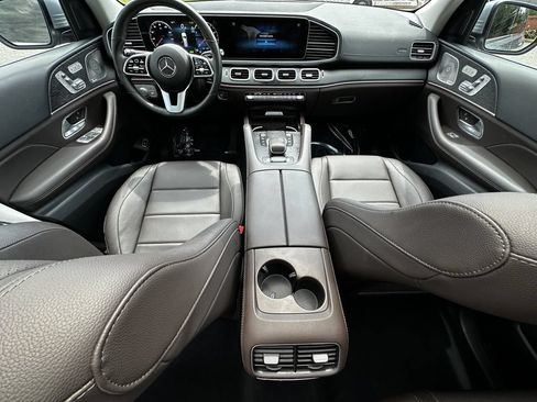 Certified 2023 Mercedes-Benz GLS 450 4MATIC image 28