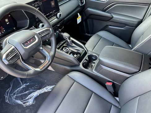 New 2026 GMC Canyon Elevation w/ Convenience Package AWD/4WD image 10
