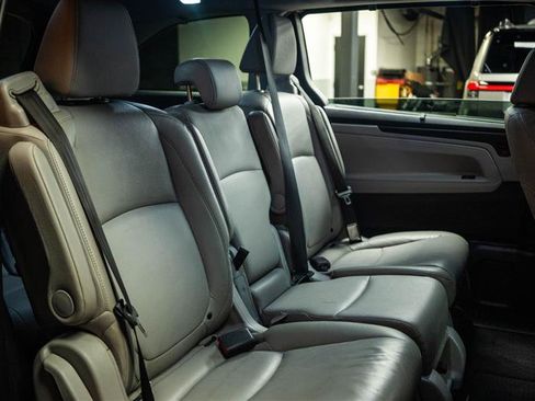 Used 2019 Honda Odyssey EX-L image 13
