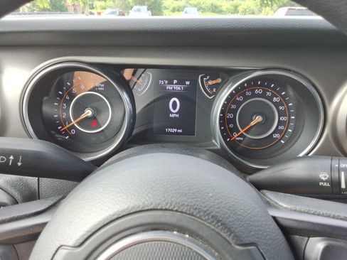 Used 2018 Jeep Wrangler Unlimited Sport AWD/4WD image 31