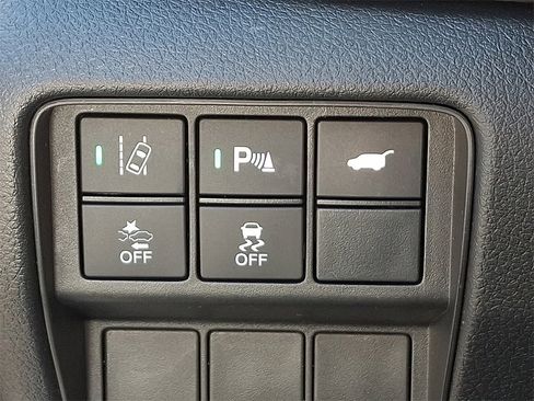 Used 2022 Honda CR-V Touring image 25