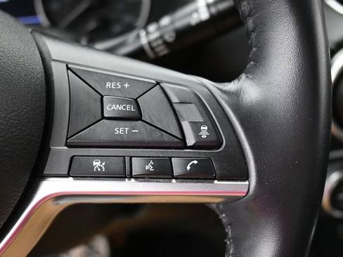 Used 2020 Nissan Sentra SV FWD image 16