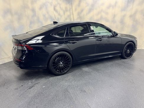 Used 2023 Honda Accord Sport image 10