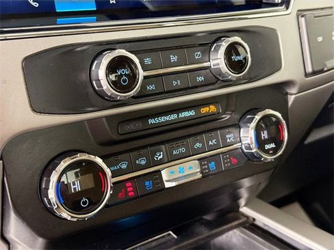 Used 2022 Ford F350 Lariat image 15